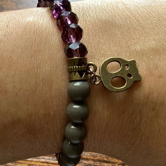 Bracelets - Picture 6 of 6